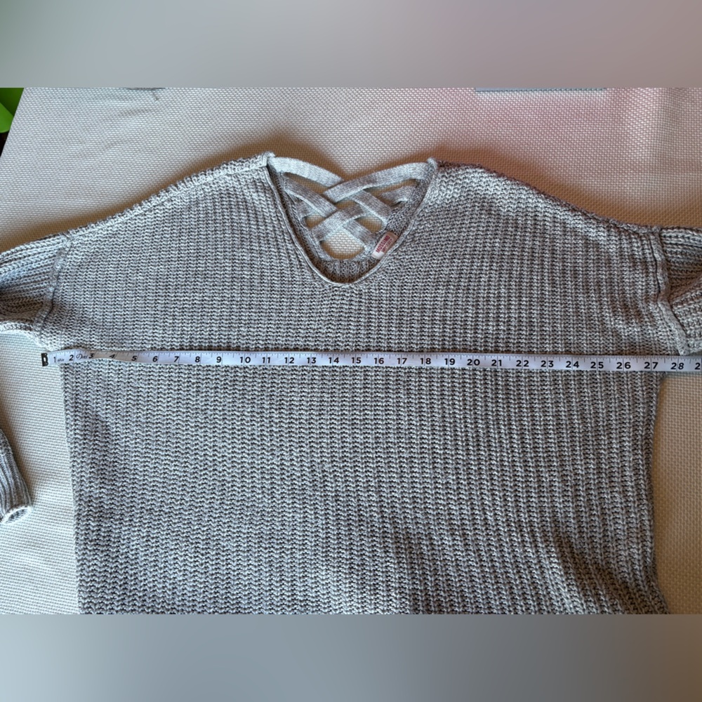 Mossimo Women's Large Grey Sweater Criss Cross Back Chunky - Picture 5 of 6